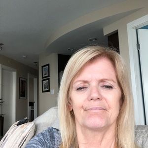 Meet your Posher, Debra